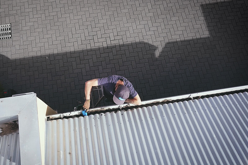 holman-clean-the-gutters